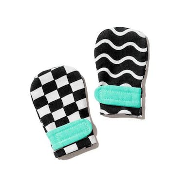 Black & White Mittens from The Looker Play Kit